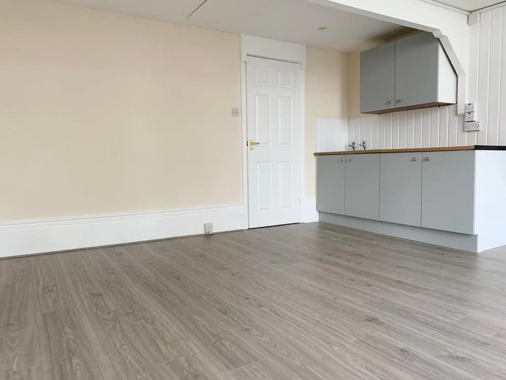 Flat Scarisbrick Street in Southport