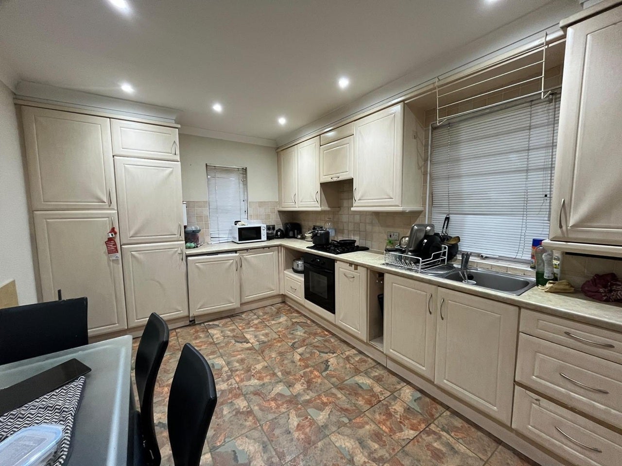 Flat Richmond Crescent in Borough of Spelthorne