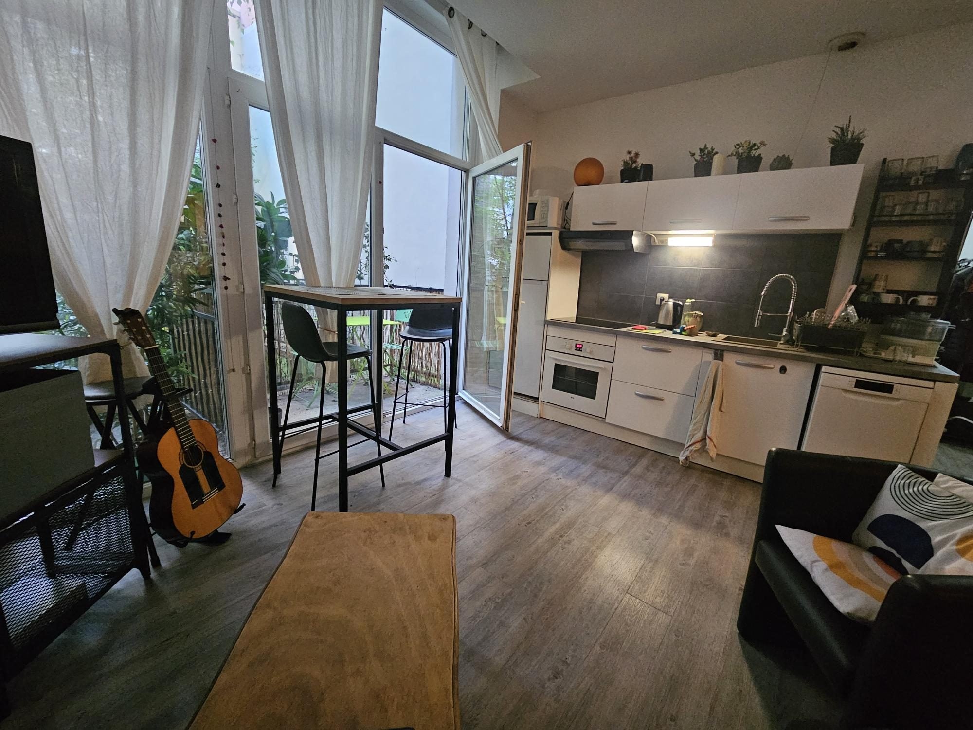 Flat Rue Charles Testoud in Grenoble