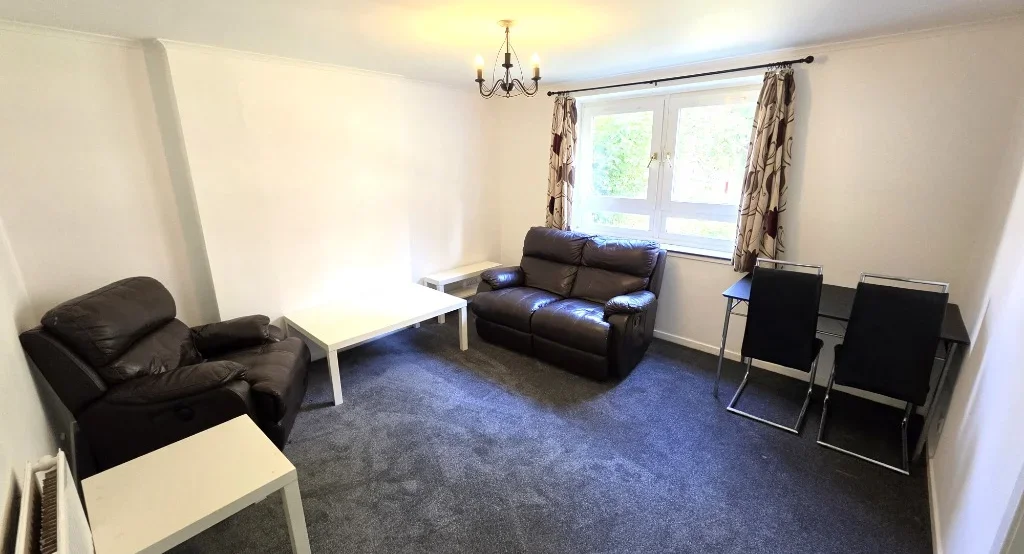 Flat Dempsey Terrace in Aberdeen City