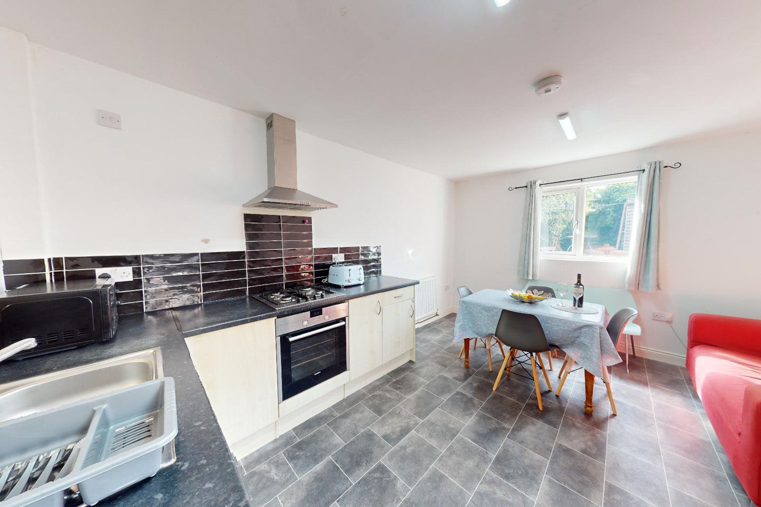 Flat Fleetwood Road in Leicester