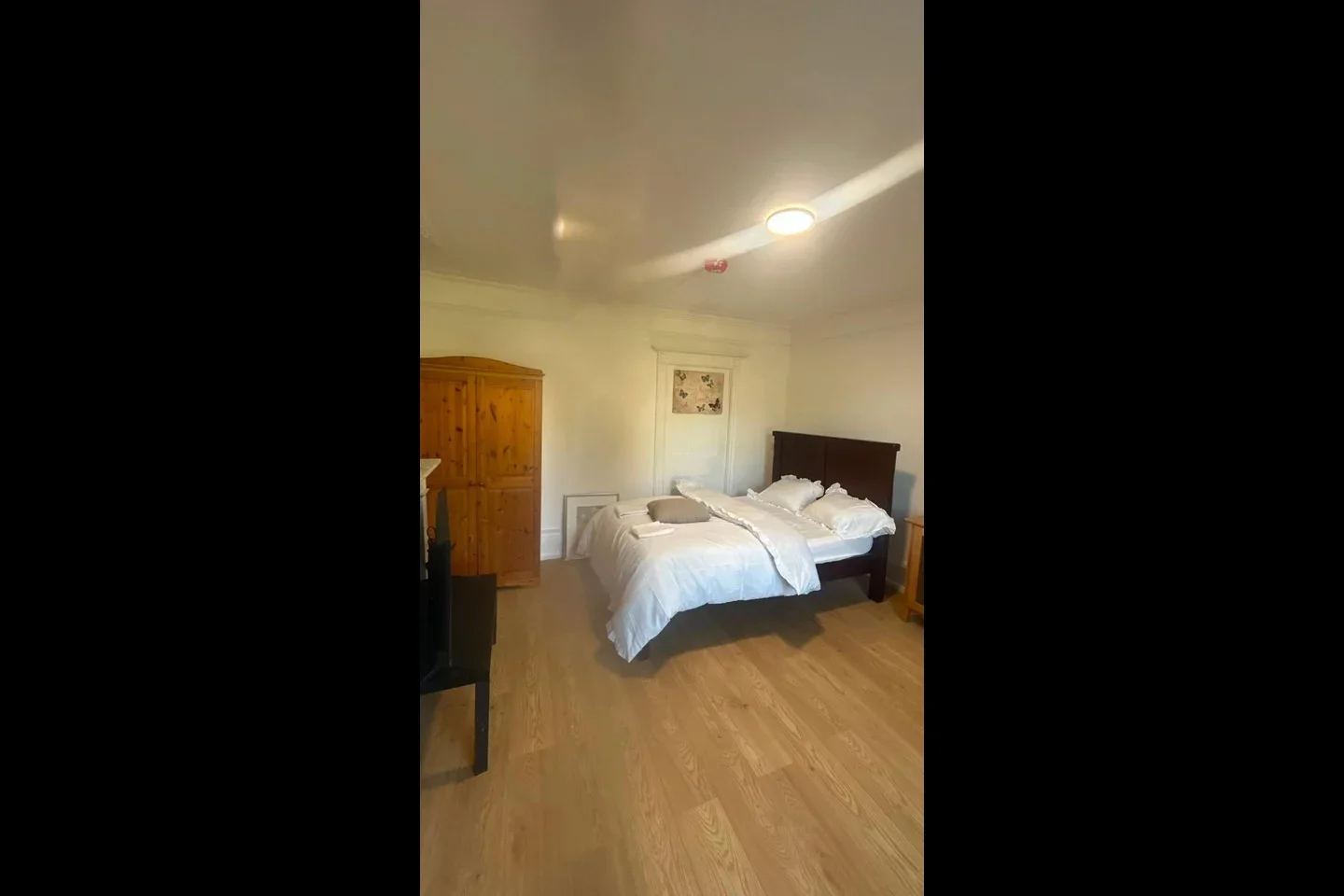 Room New Road Avenue in Chatham