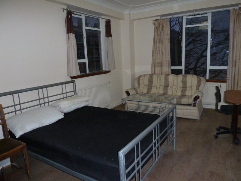 Room John Aird Court in City of Westminster