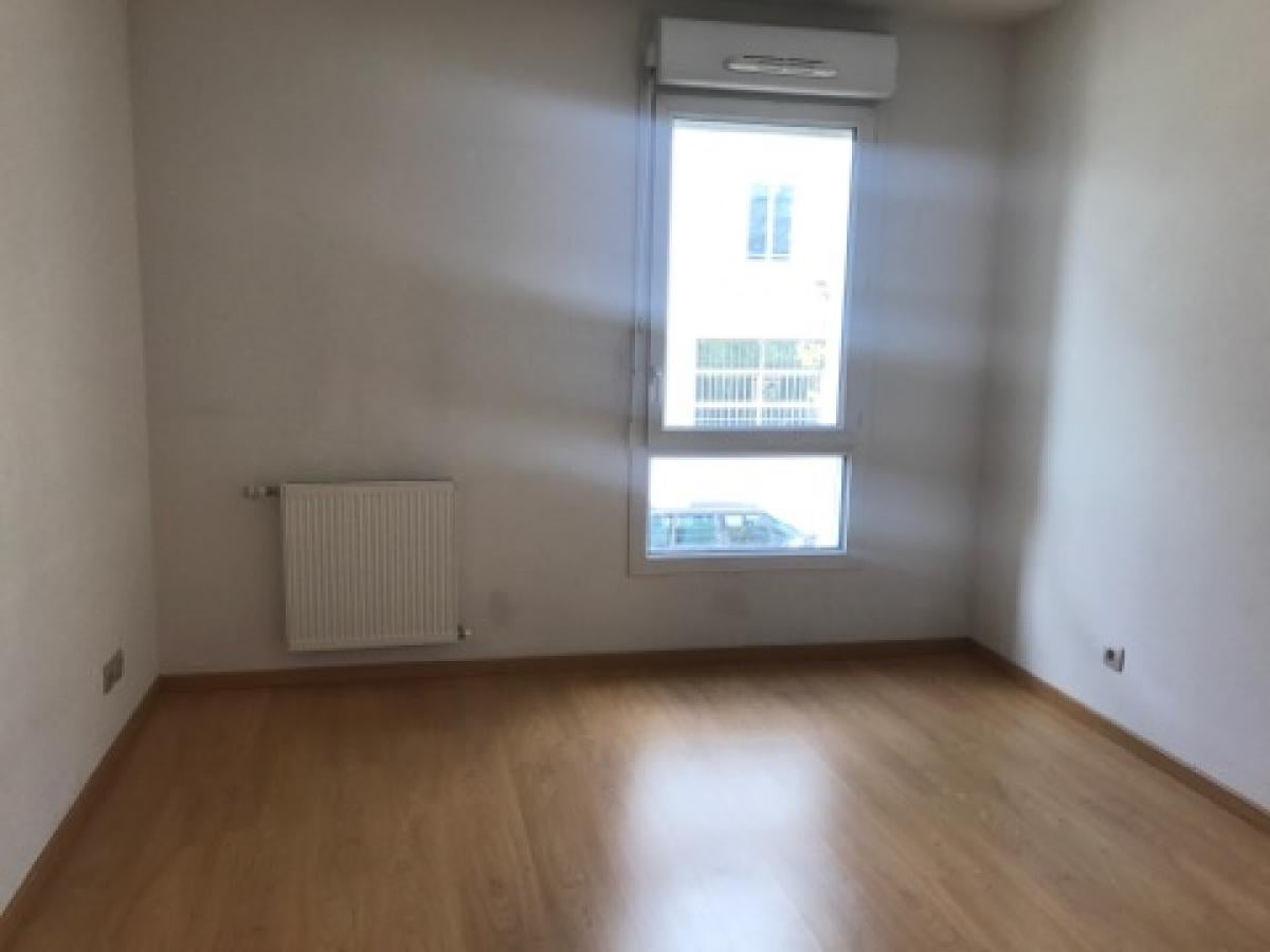 Flat Rue Lucien Andrieux in Grenoble
