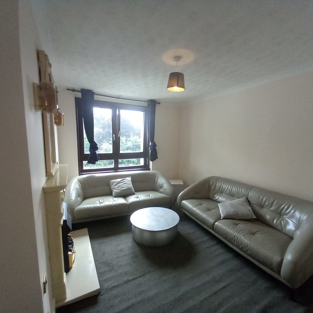Flat Tobago Street in Glasgow