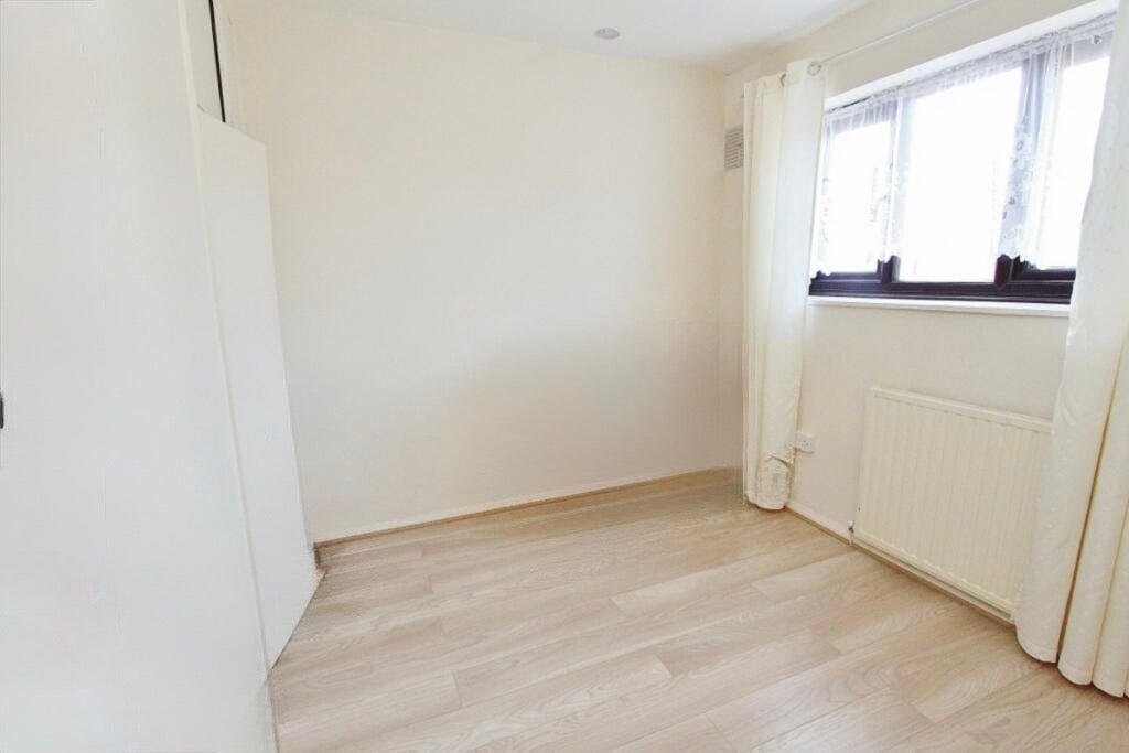 House Melksham Close in Greater London