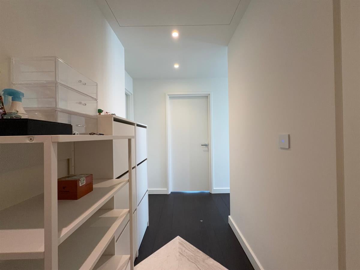Flat Parry Street in Greater London