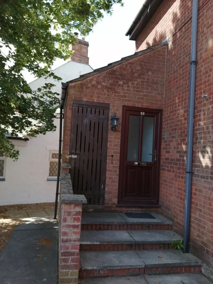 House Riverside Way in Narborough