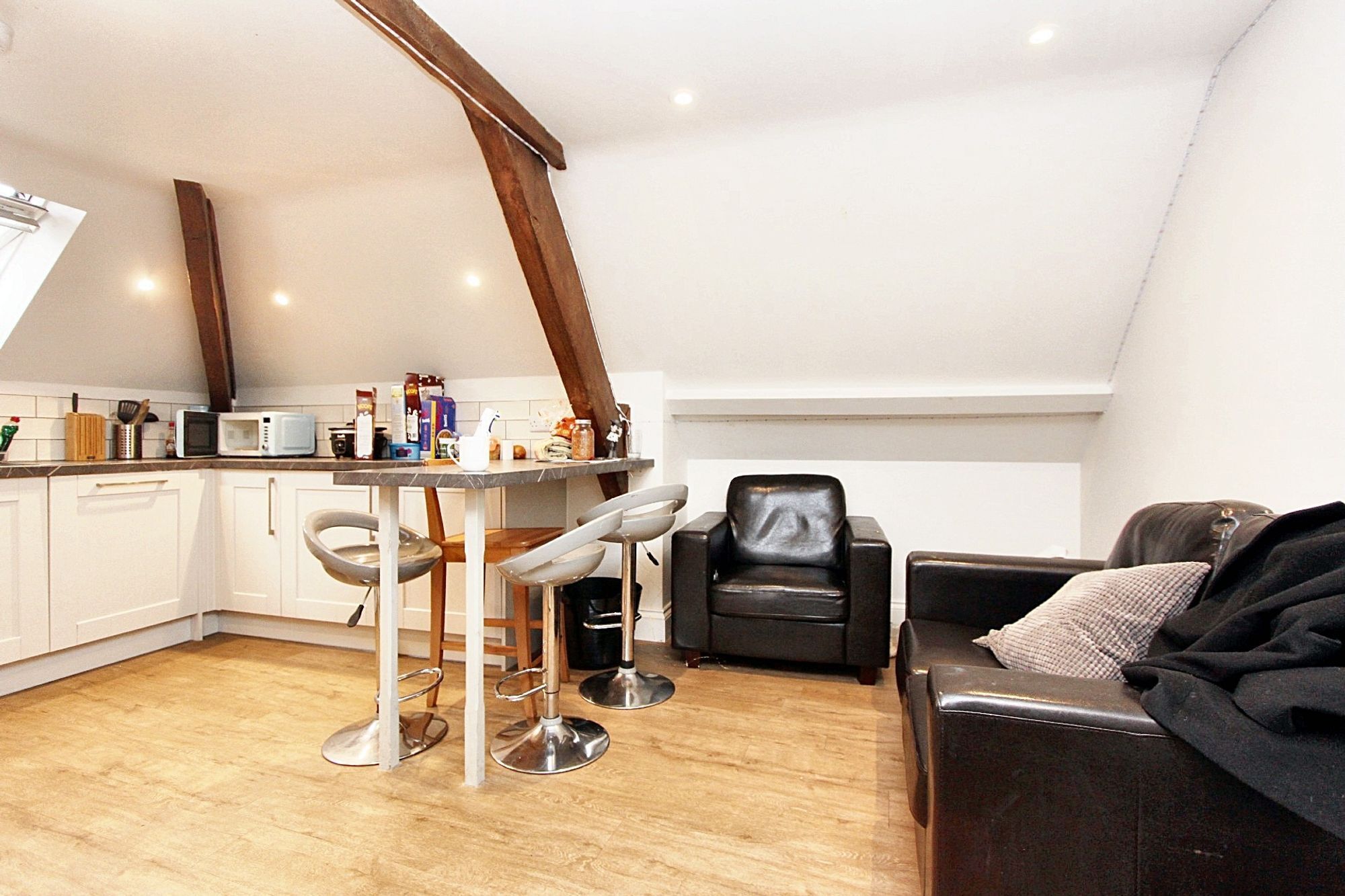 Room Magdalen Street in Exeter