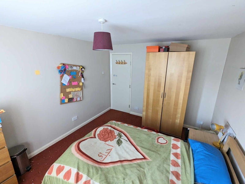 Room Regency Court in Leeds