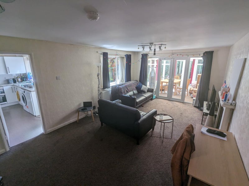 Room Regency Court in Leeds