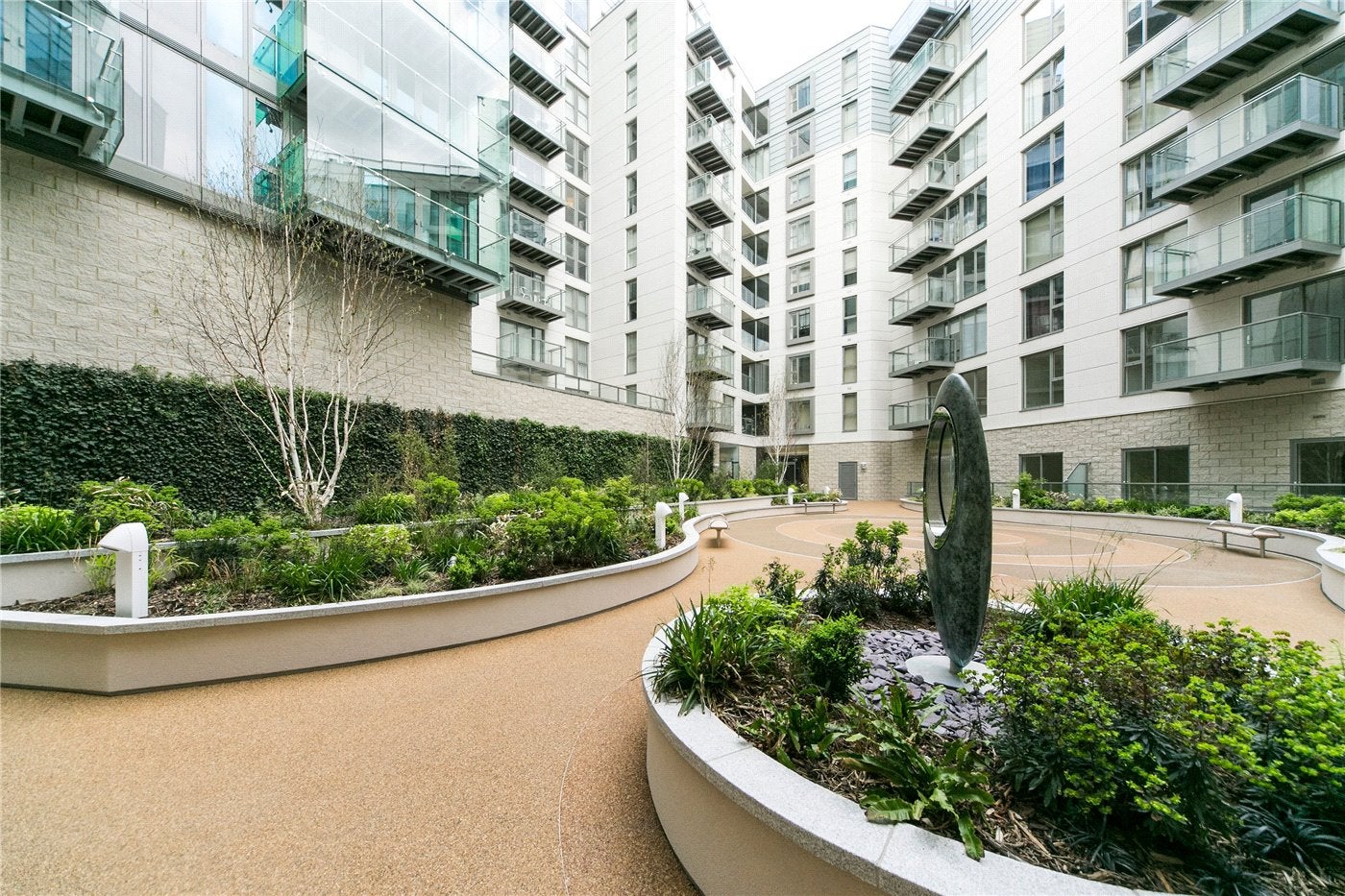 Flat Richmix Square in Greater London