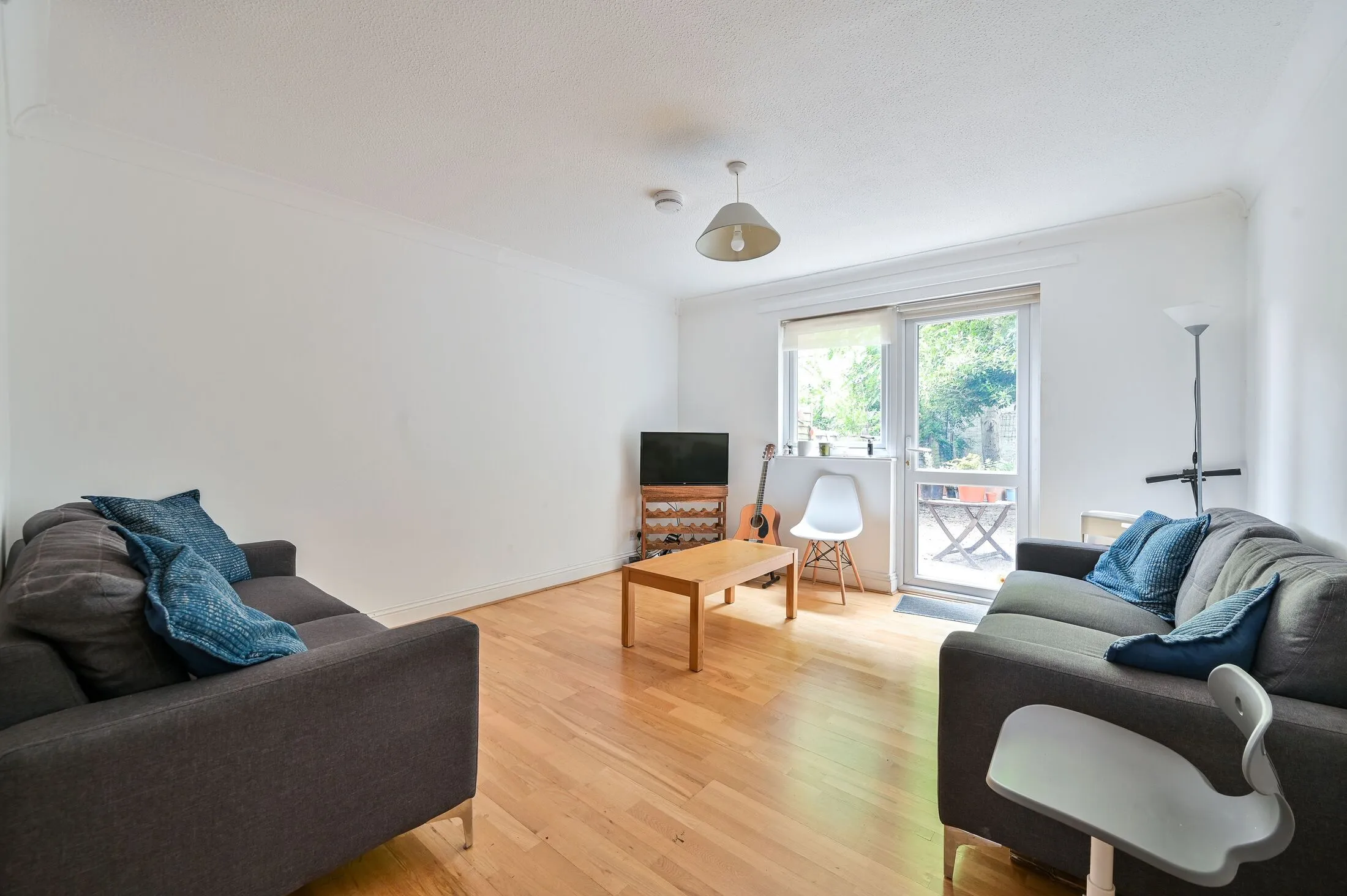 House Canterbury Place in Greater London