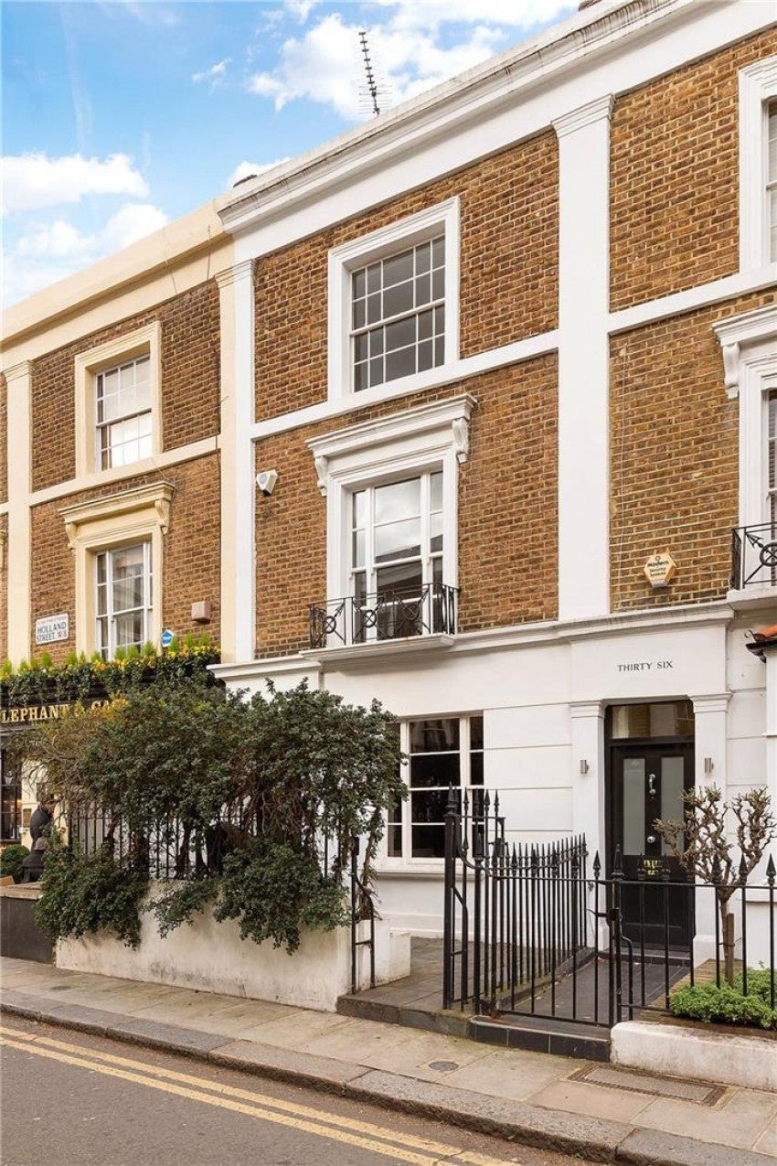 House Holland Street in Greater London