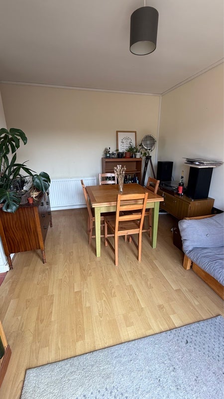 Room Rookery Road in Bristol