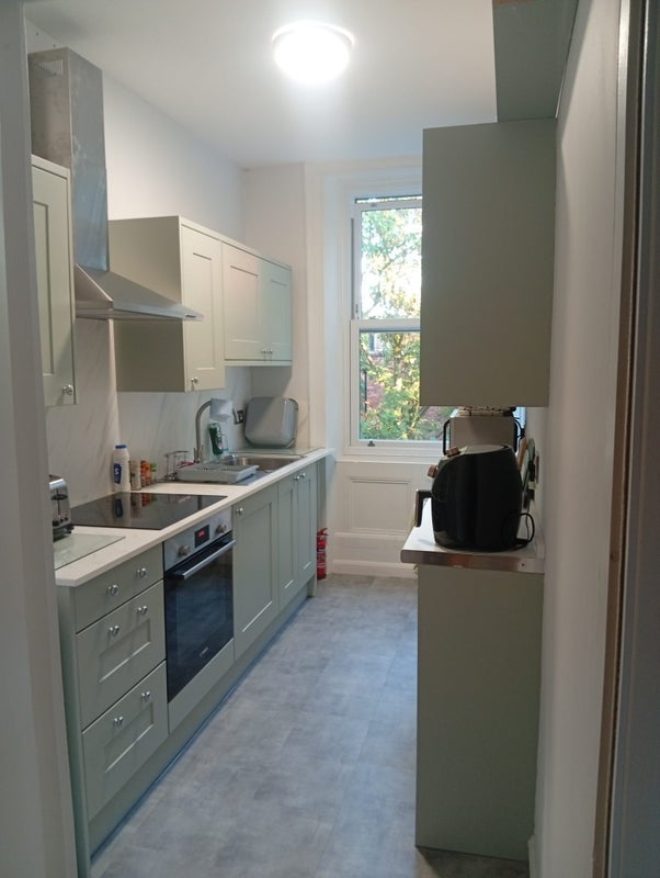 Room Aigburth Drive in Liverpool