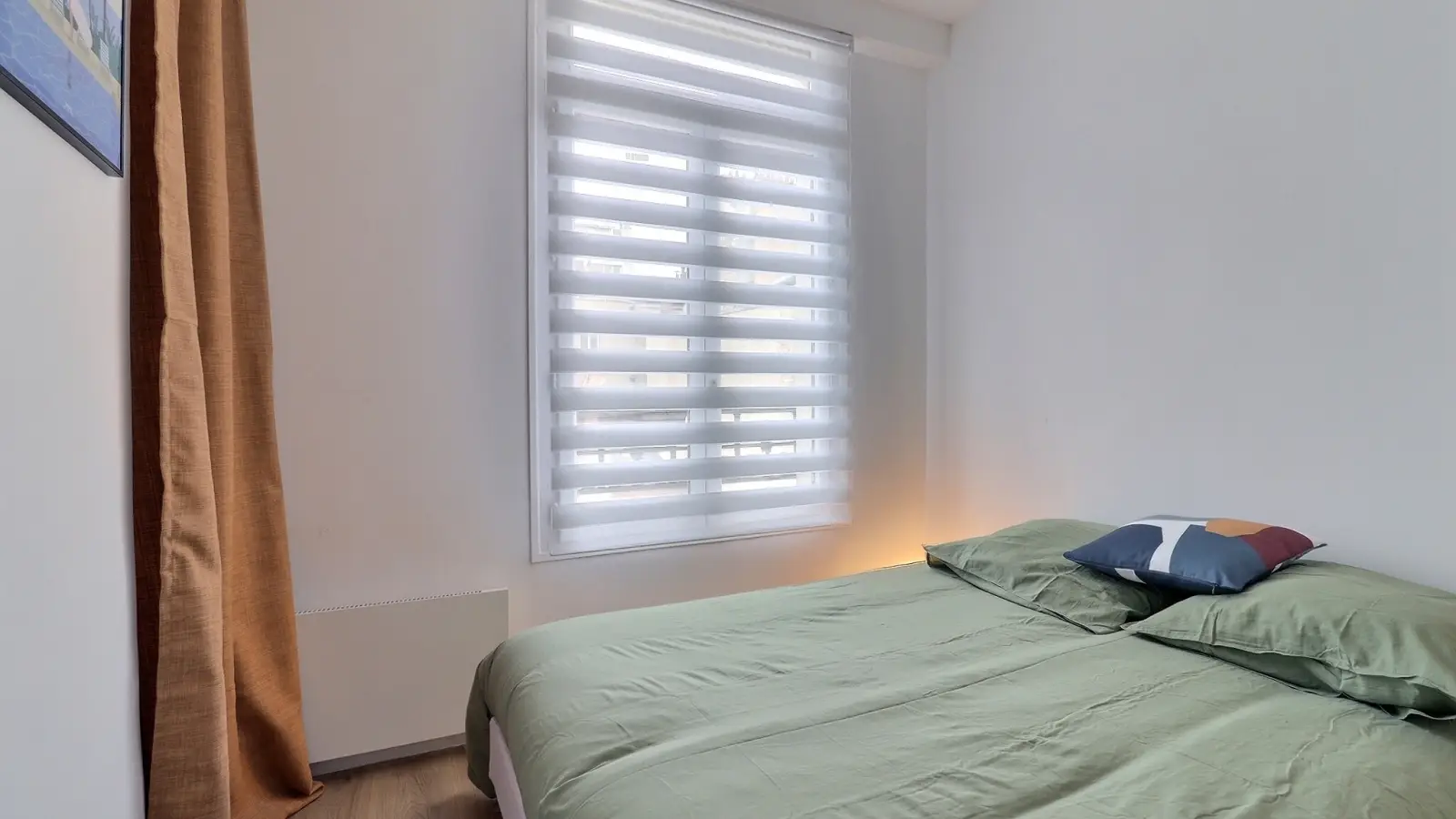 Flat Rue du Faubourg Saint-Antoine in Paris