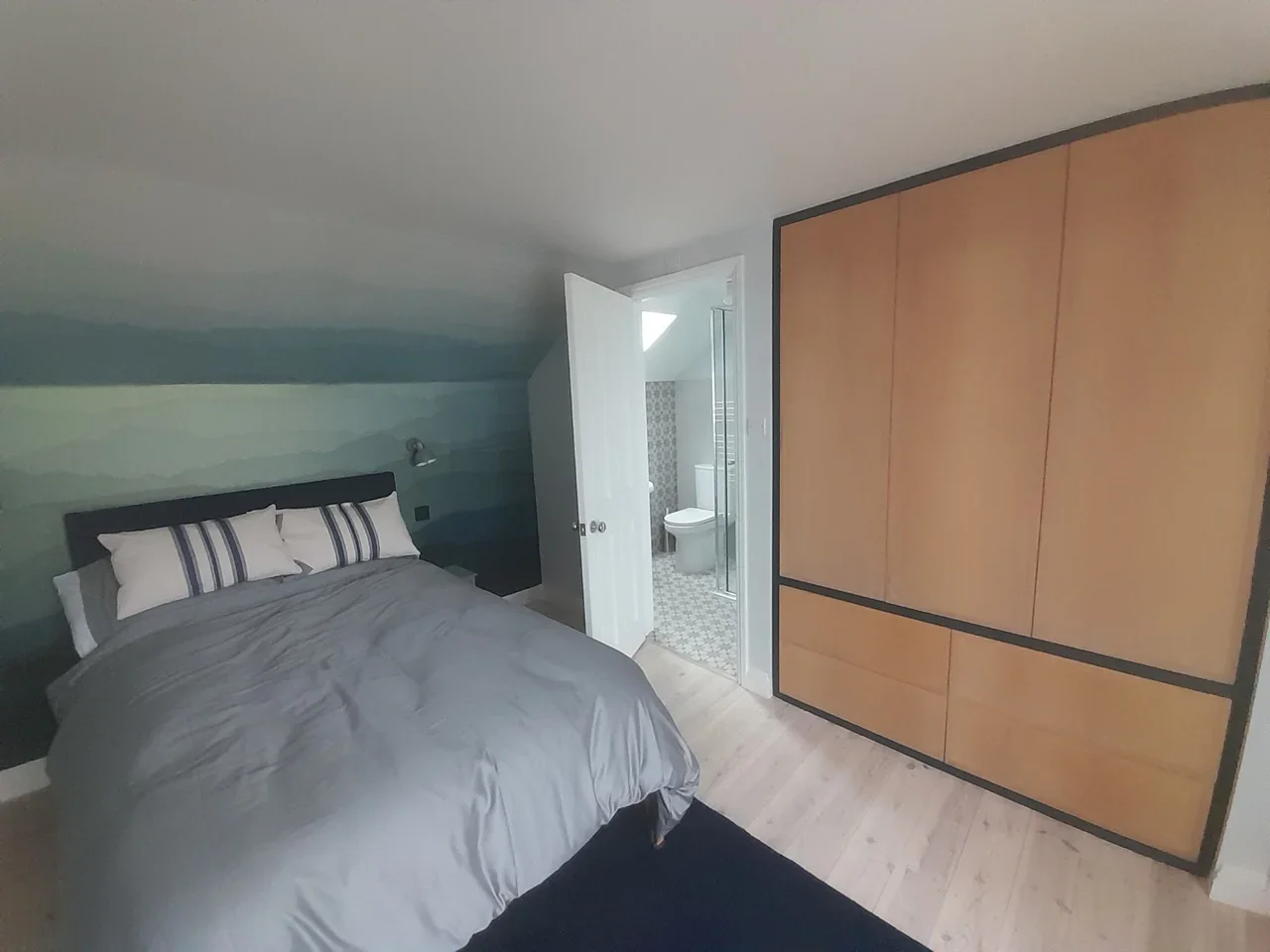Room Railton Road in Greater London