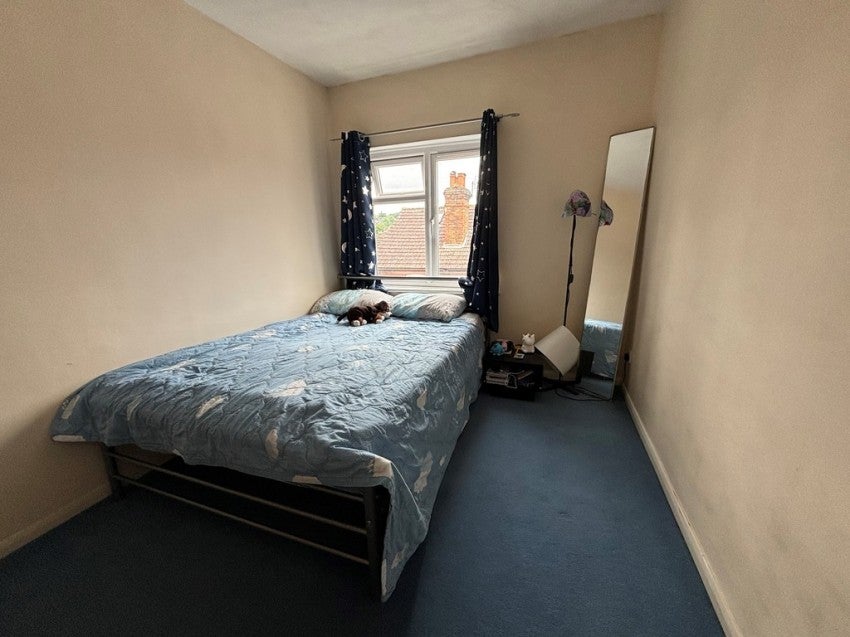 Flat George Road in Guildford