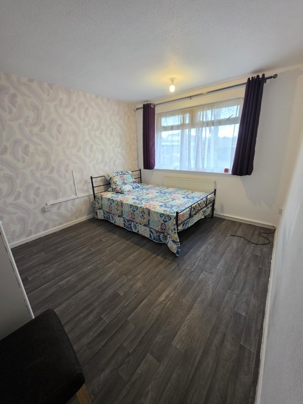 Room Tame Road in Sandwell