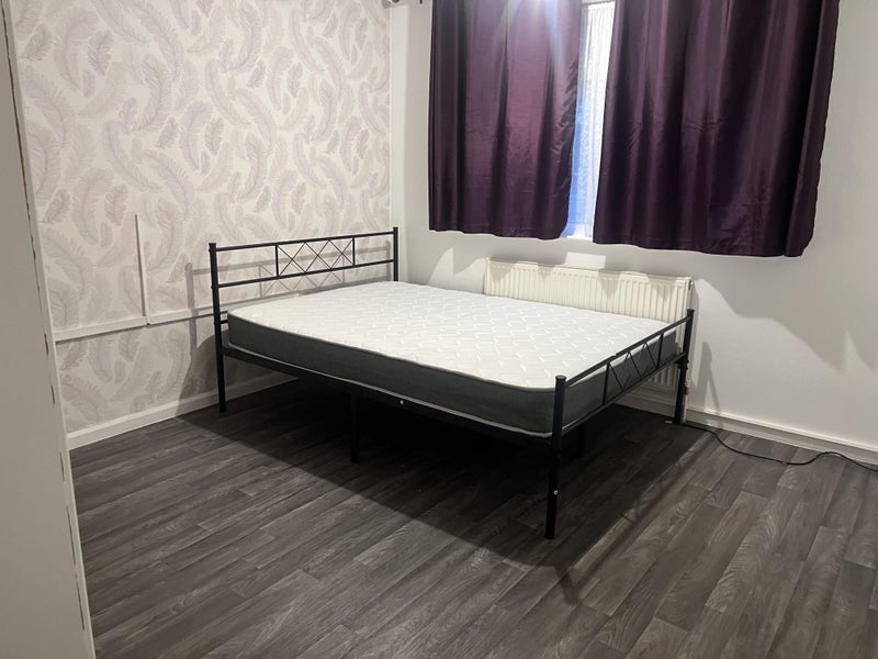 Room Tame Road in Sandwell
