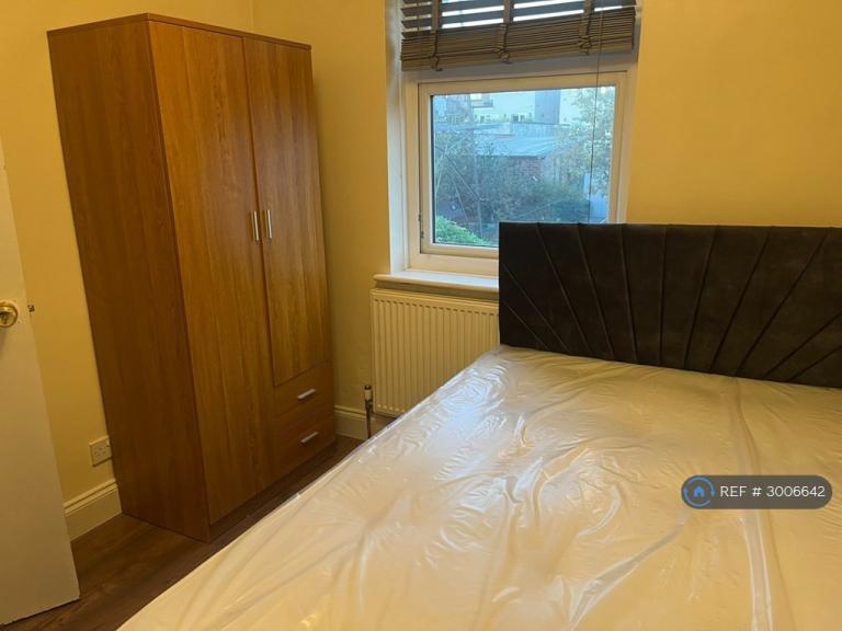 Room Yorkland Avenue in Greater London