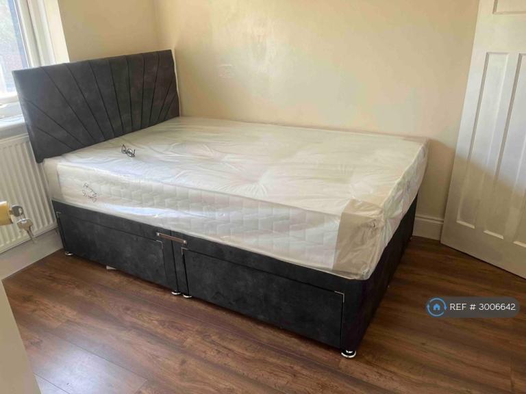 Room Yorkland Avenue in Greater London