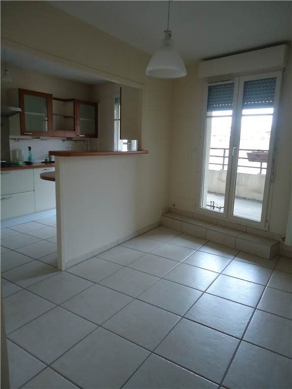 Appartement Place Chavanelle à Saint-Étienne