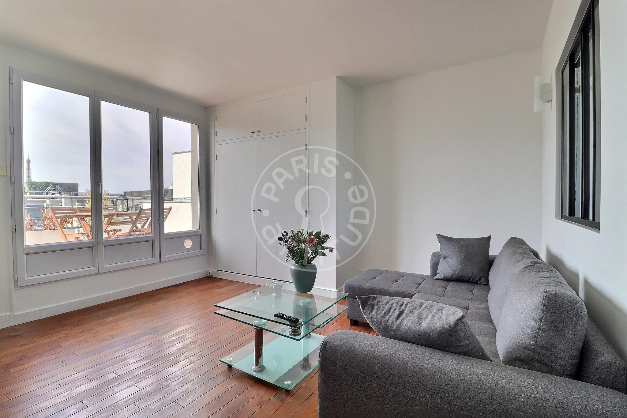 Appartement Rue Sainte-Félicité à Paris