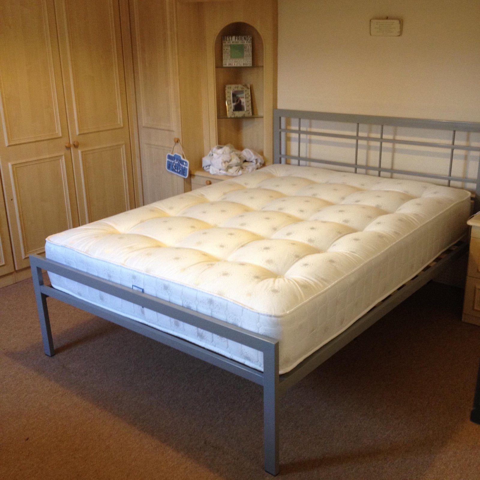 Room Newport in Lincoln
