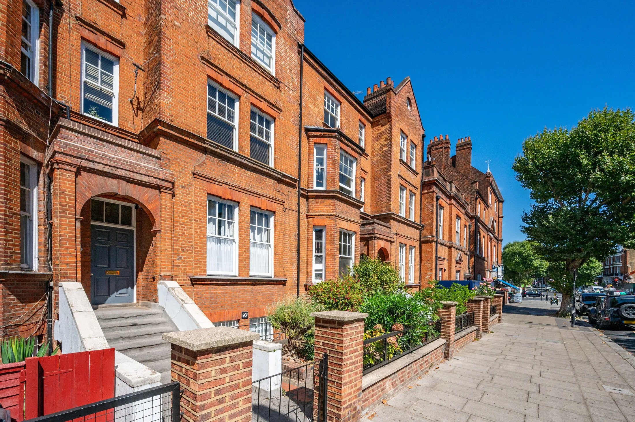 Flat Elgin Avenue in City of Westminster