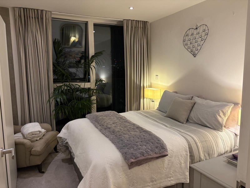 Room Daley Street in Greater London