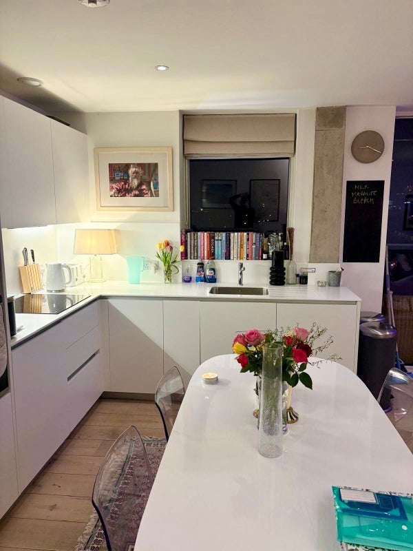 Room Daley Street in Greater London