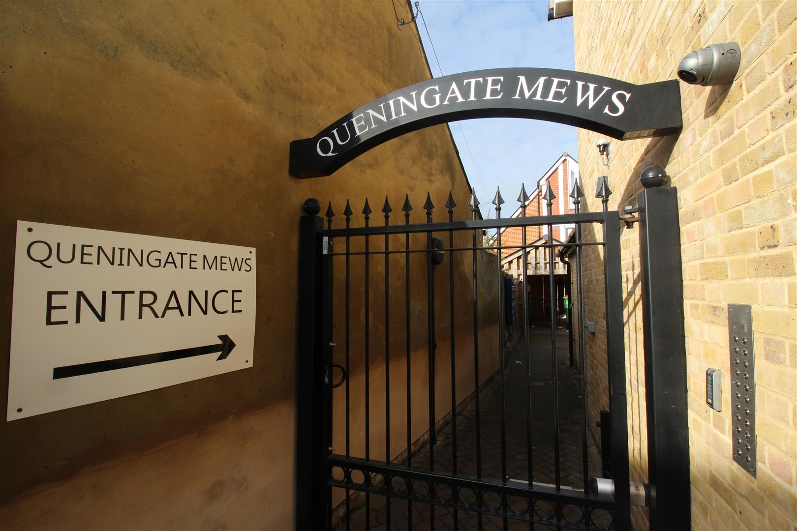 Flat Old Ruttington Lane in Canterbury