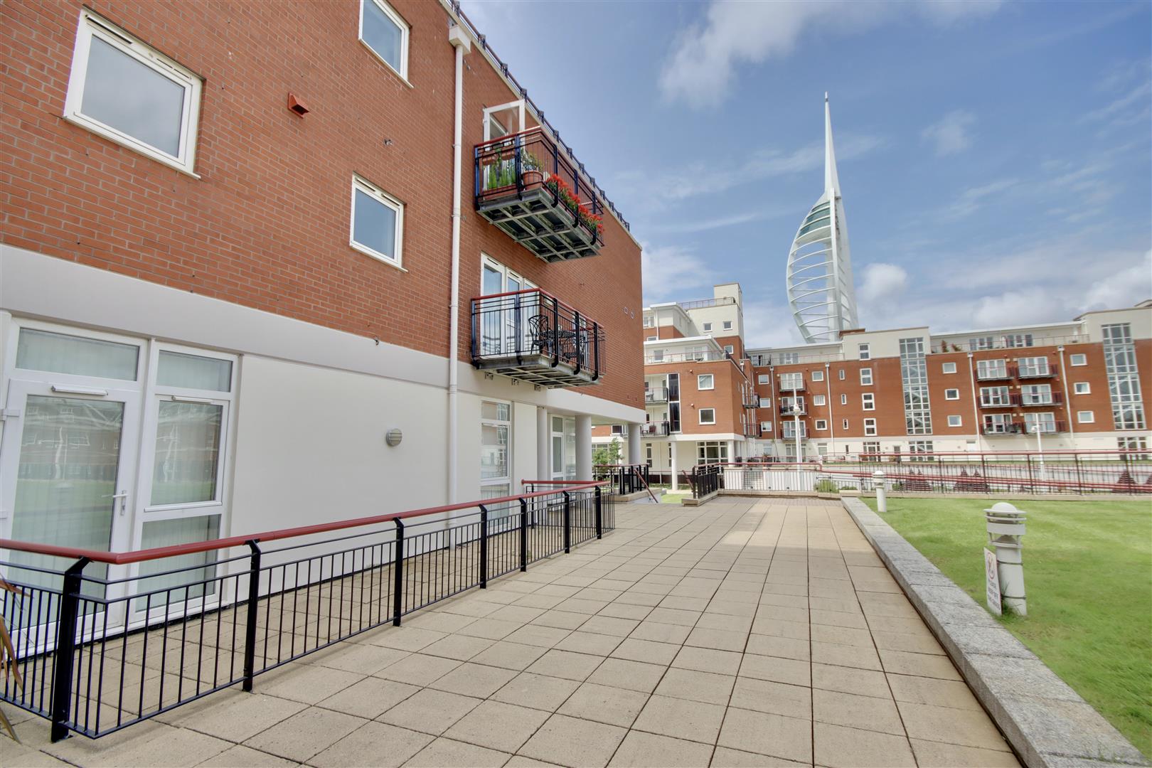 Flat The Canalside in Portsmouth