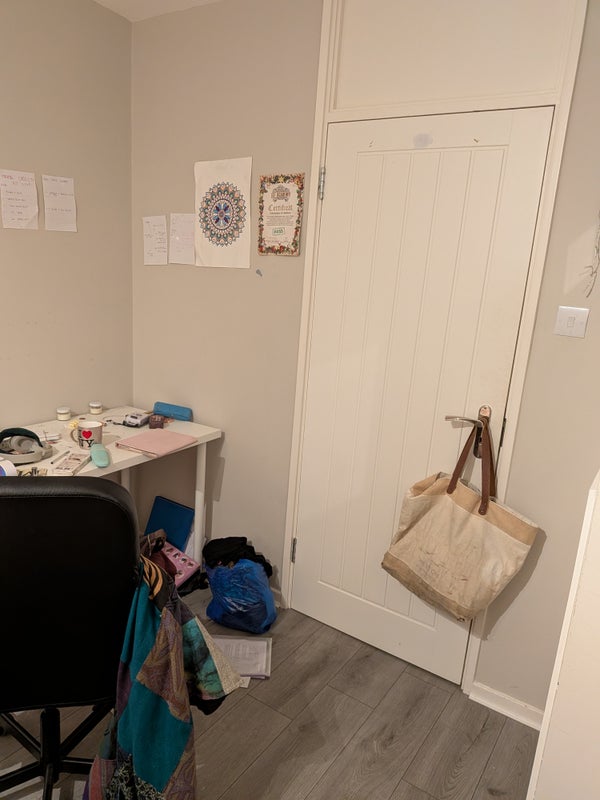 Room East Surrey Grove in Greater London