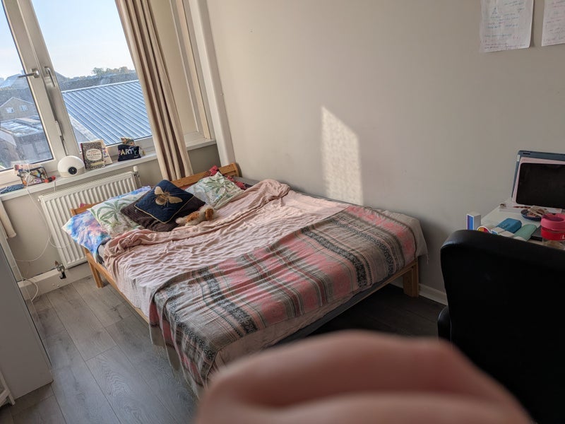 Room East Surrey Grove in Greater London