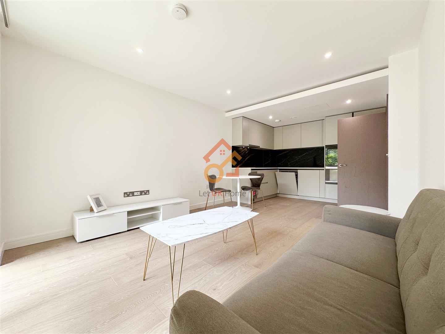Flat Parrs Close in London