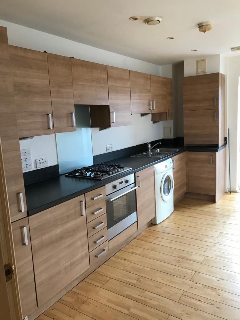 Flat London Road in Greater London