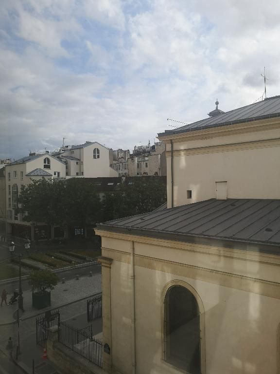 Appartement Place du Docteur Félix Lobligeois à Paris