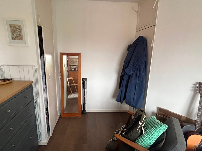 Room Burder Close in Greater London