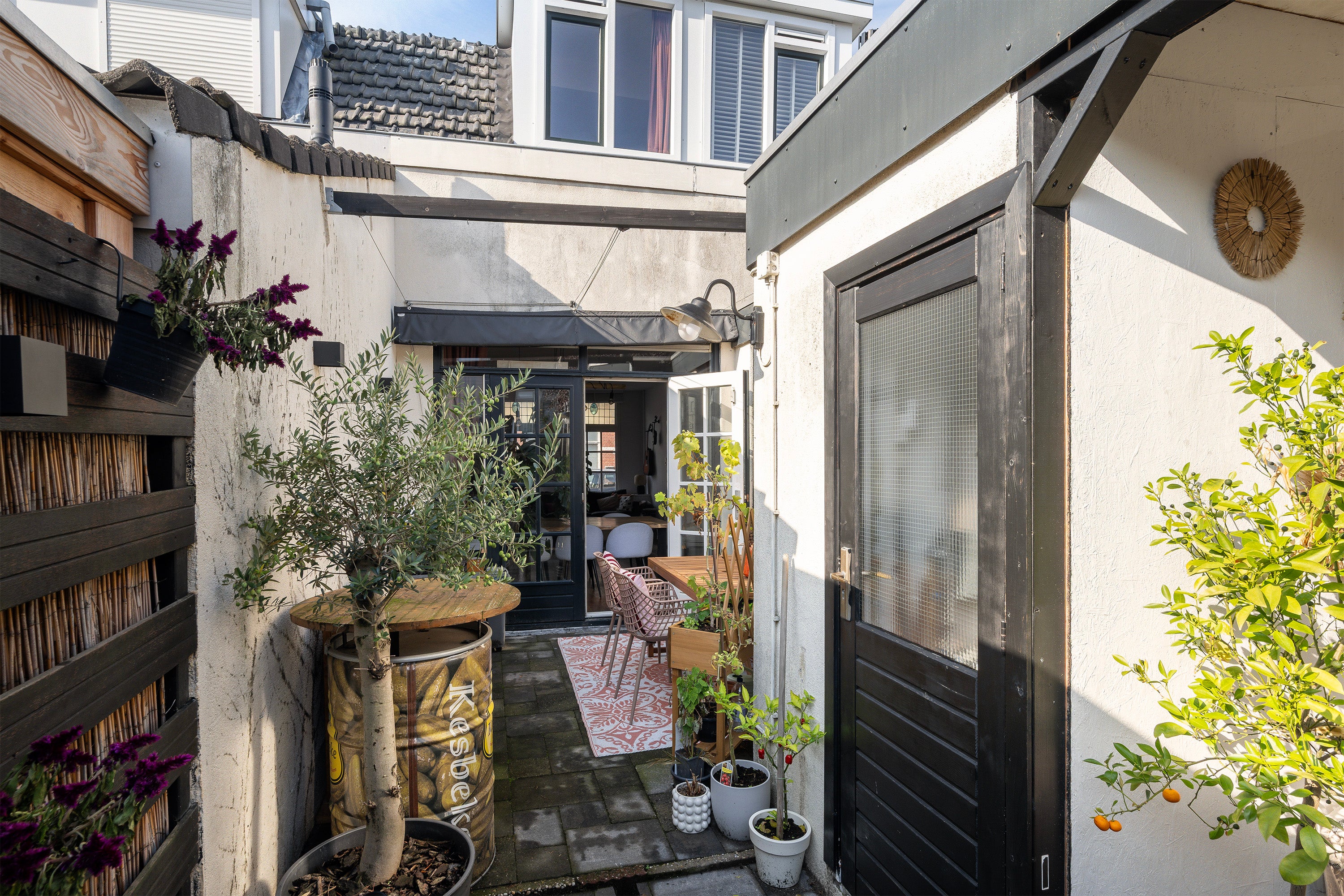 Tussenwoning te koop: Prins Hendrikstraat 17, Vlaardingen