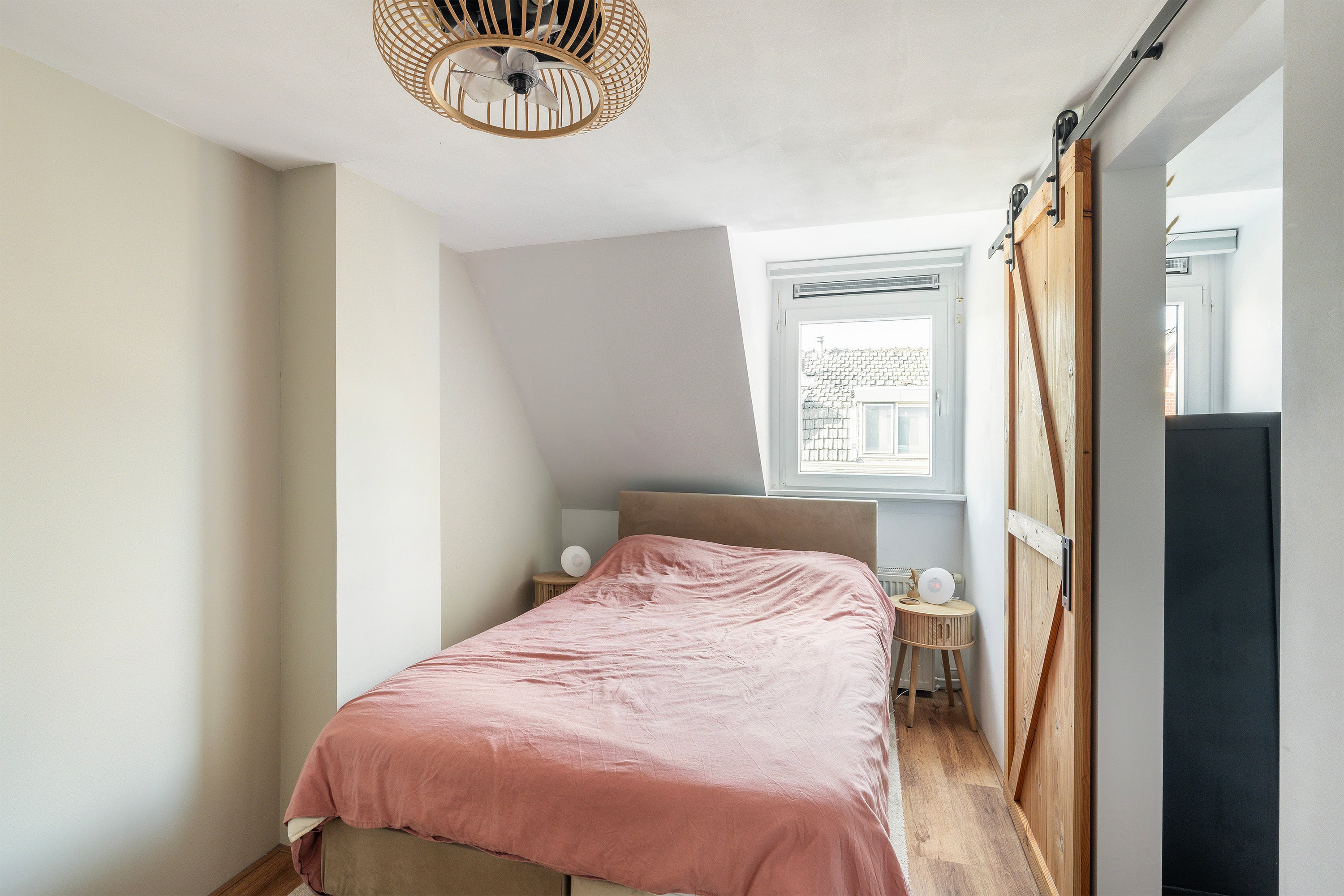 Tussenwoning te koop: Prins Hendrikstraat 17, Vlaardingen