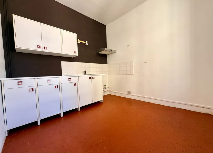 Flat Rue Picot in Toulon