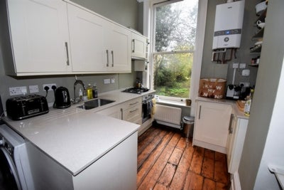 Flat Kidbrooke Grove in Greater London