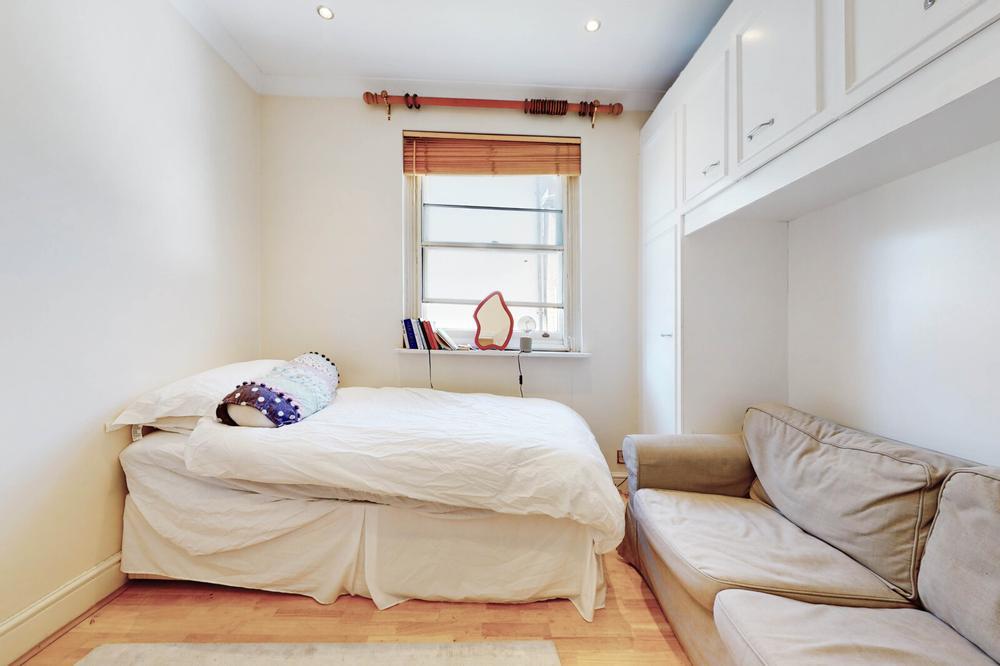 Flat Baker Street in City of Westminster