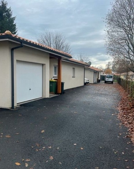 House Rue des Treilles in Libourne