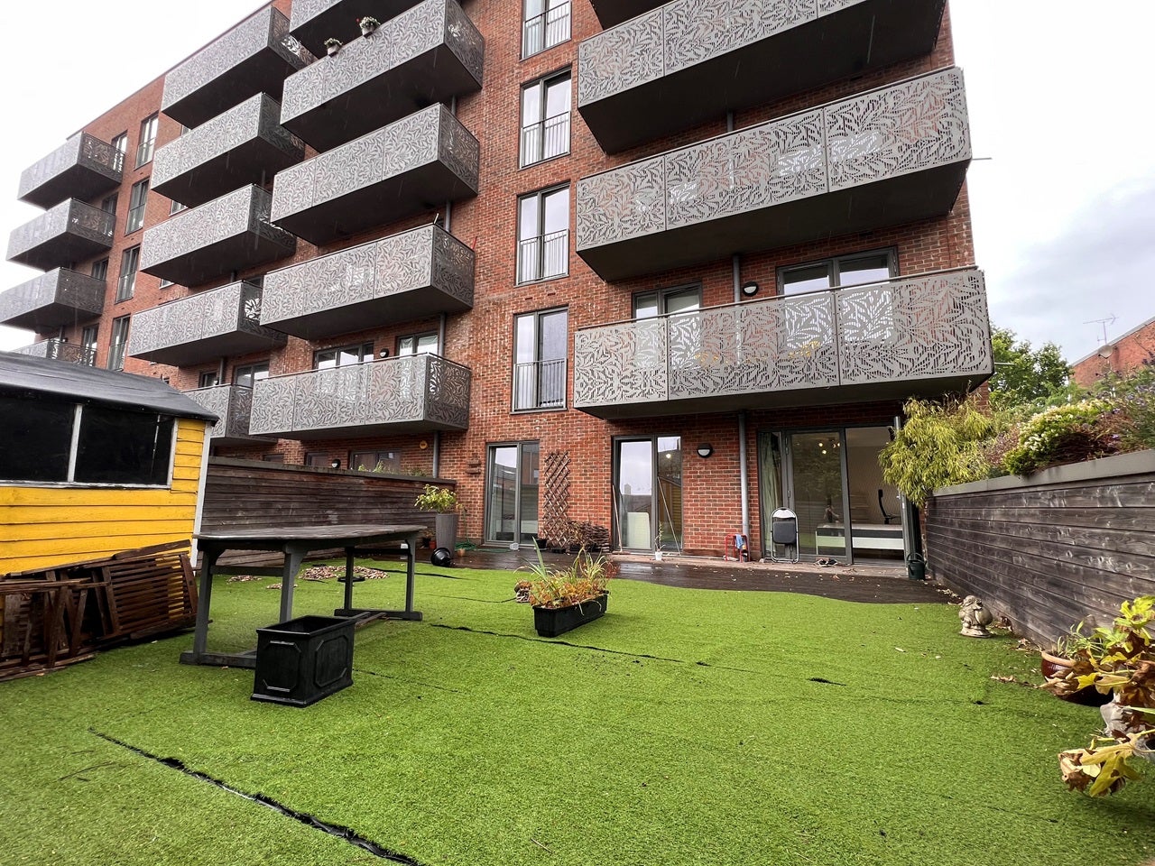 Flat Charford Road in Greater London