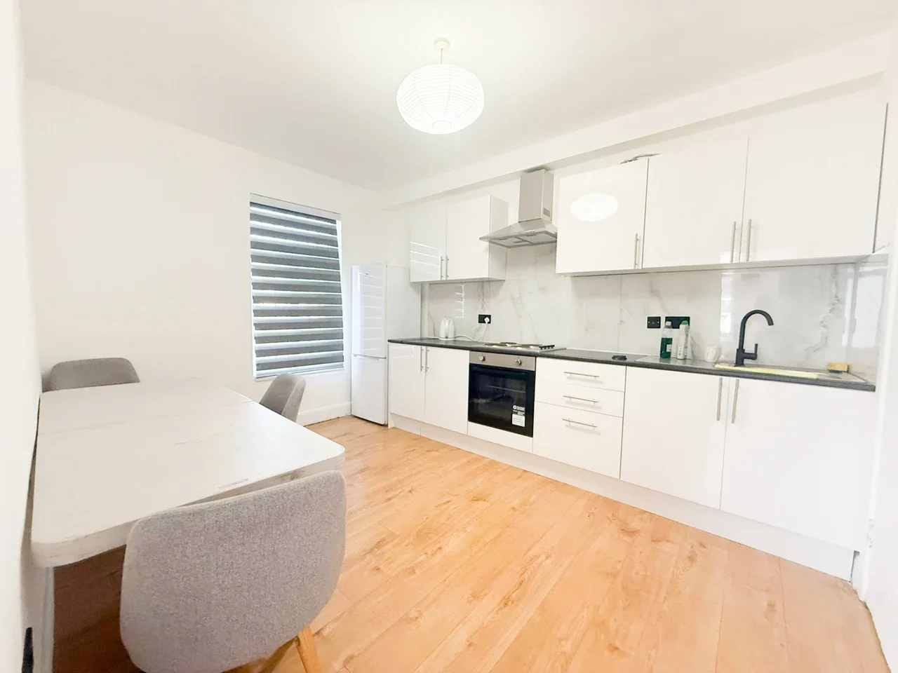 Room Homerton High Street in Greater London