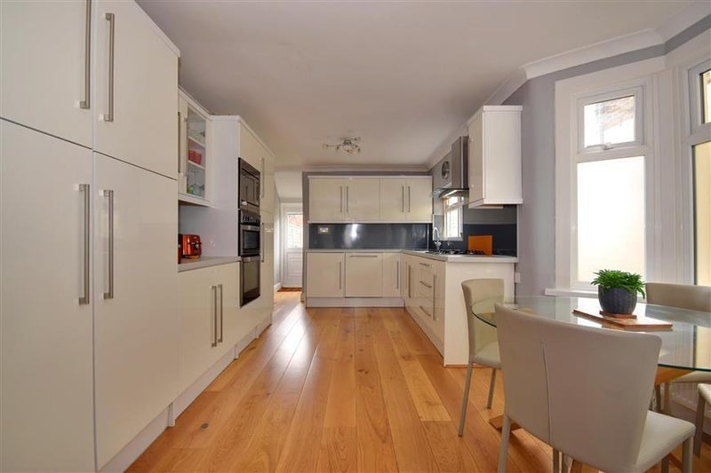 Room Strone Road in Greater London